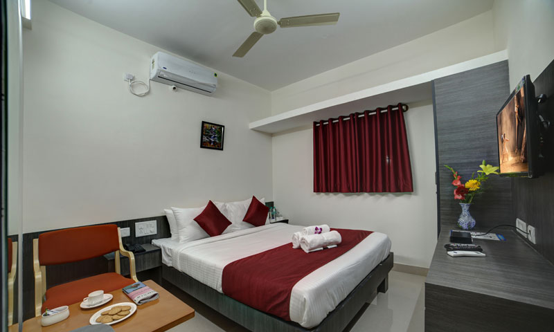 Budget Accommodation near Bangalore Airport, SM Royal Suites